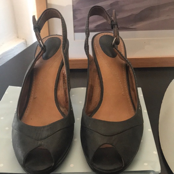 Fossil peep toe pumps - Picture 1 of 5